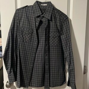 Banana Republic black plaid button down size small 14-14.5